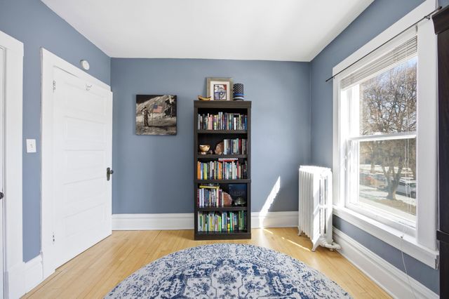 429 7th Street S, Moorhead, MN 56560