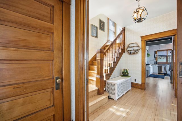 429 7th Street S, Moorhead, MN 56560