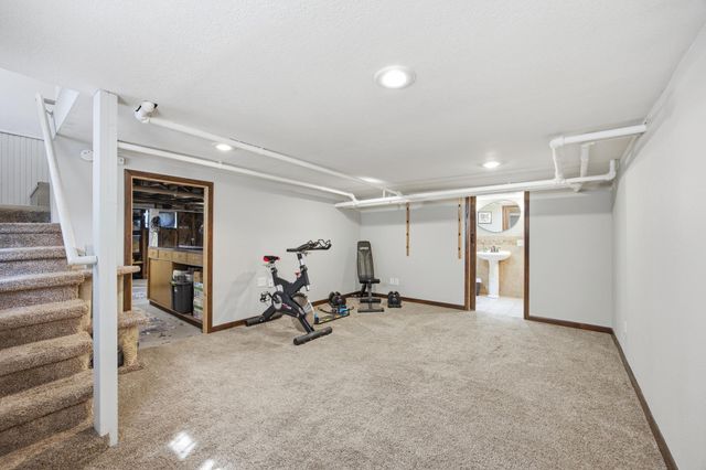 429 7th Street S, Moorhead, MN 56560