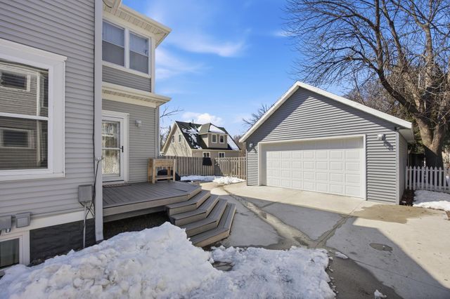 429 7th Street S, Moorhead, MN 56560