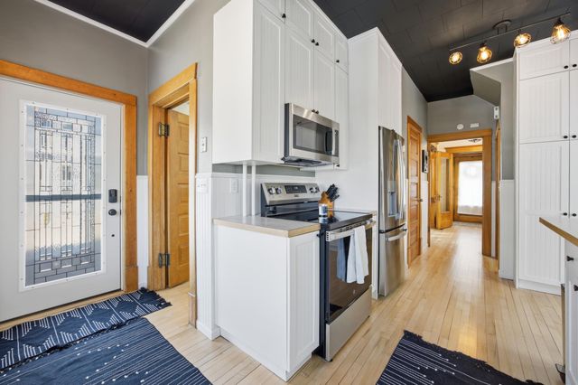 429 7th Street S, Moorhead, MN 56560