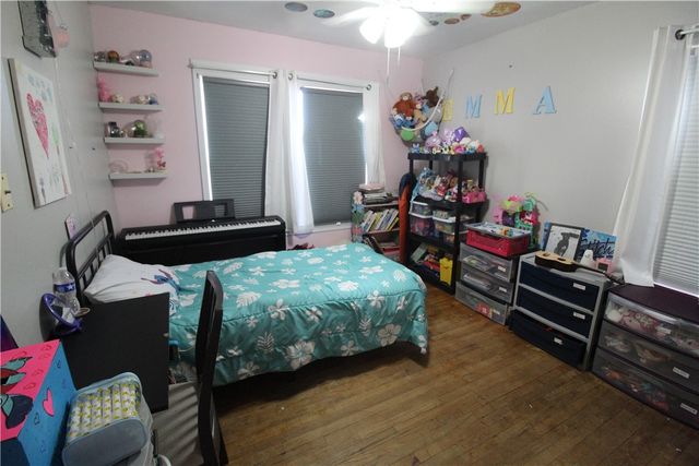 4945 Prinston Dr, Corpus Christi, TX 78411