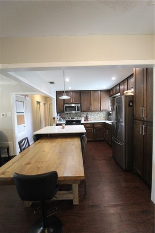 4945 Prinston Dr, Corpus Christi, TX 78411