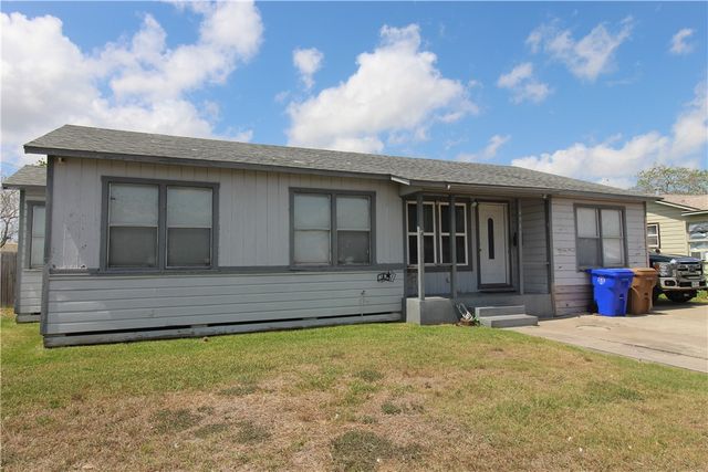 4945 Prinston Dr, Corpus Christi, TX 78411