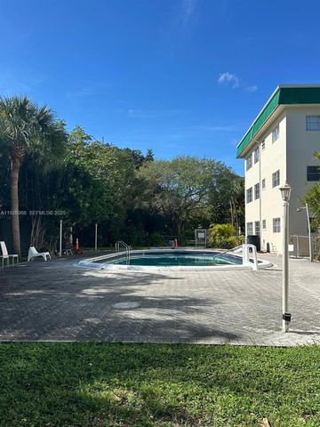 1450 Atlantic Shores Blvd 204, Hallandale Beach, FL 33009