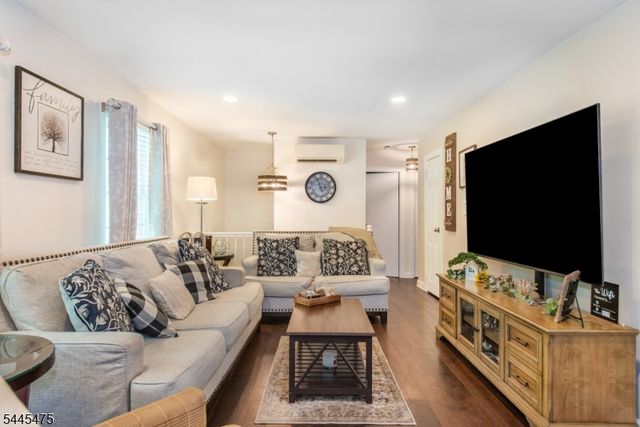 19 Little Rd, Lafayette Twp., NJ 07848