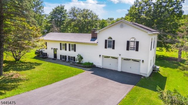 19 Little Rd, Lafayette Twp., NJ 07848