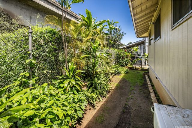 1068 Kinau Street D, Honolulu, HI 96814