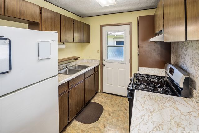 1068 Kinau Street D, Honolulu, HI 96814