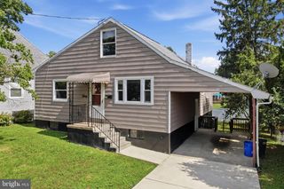 30 GLOVER AVE, Mount Ephraim, NJ 08059