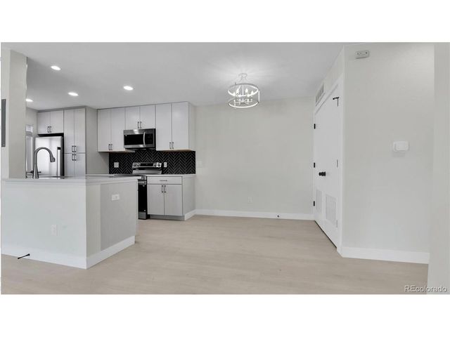 7917 Chase Cir 160, Arvada, CO 80003