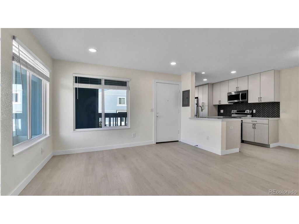 7917 Chase Cir 160, Arvada, CO 80003