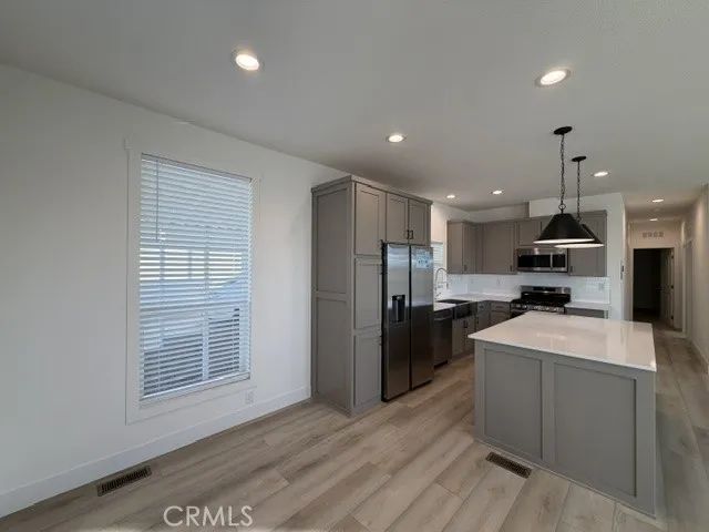3444 Center 29, Riverside, CA 92501