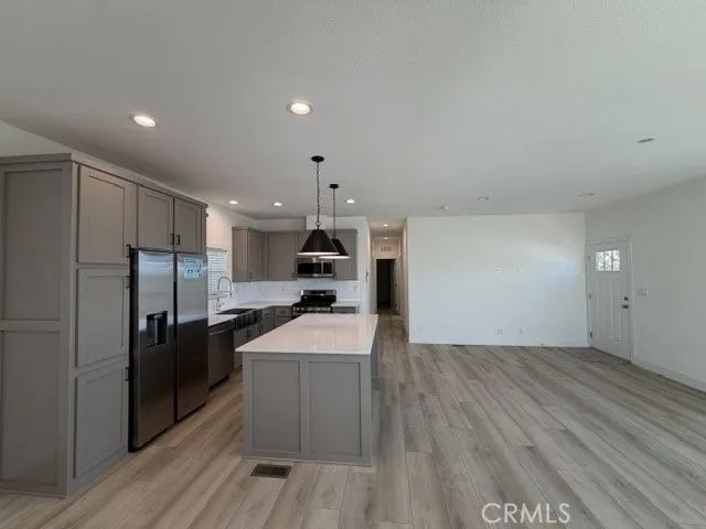 3444 Center 29, Riverside, CA 92501