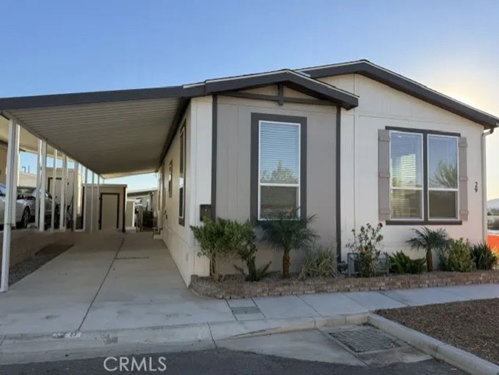 3444 Center 29, Riverside, CA 92501