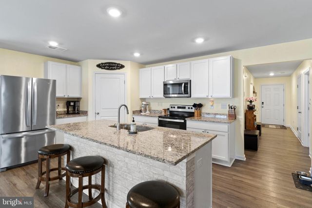 287 AYLESBURY LN, Martinsburg, WV 25403