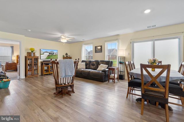 287 AYLESBURY LN, Martinsburg, WV 25403