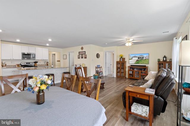 287 AYLESBURY LN, Martinsburg, WV 25403