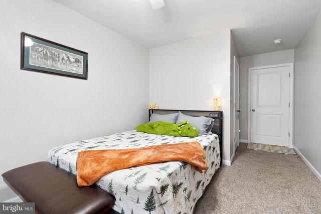 287 AYLESBURY LN, Martinsburg, WV 25403