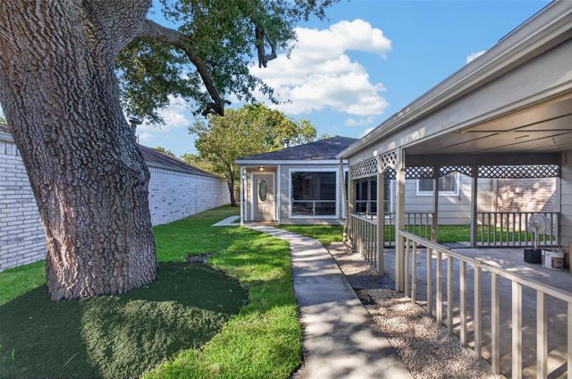 16122 Glen Mar Drive, Houston, TX 77082