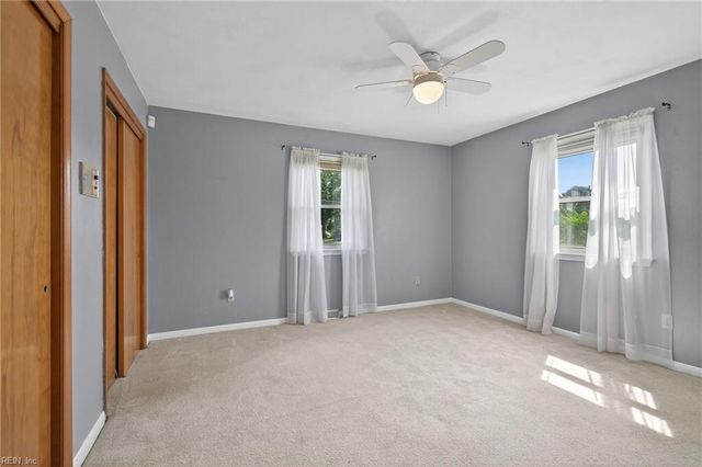 137 S Parliament DR, Virginia Beach, VA 23462