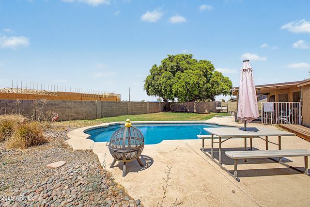 8025 E CICERO Street, Mesa, AZ 85207