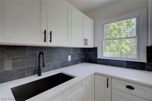 2650 Center Avenue, Alliance, OH 44601