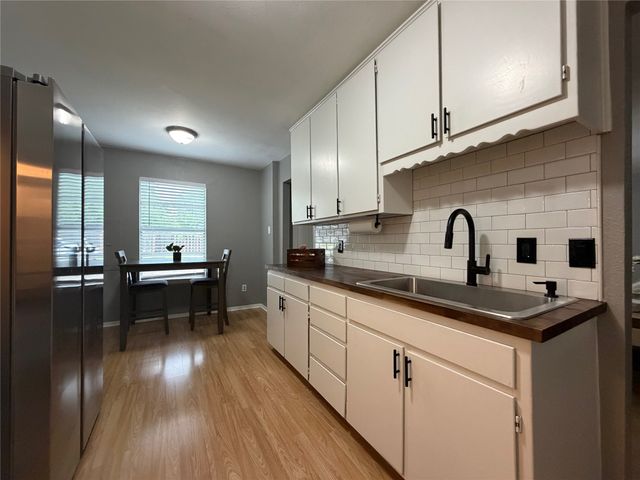 508 Batterson Street, Cleburne, TX 76031