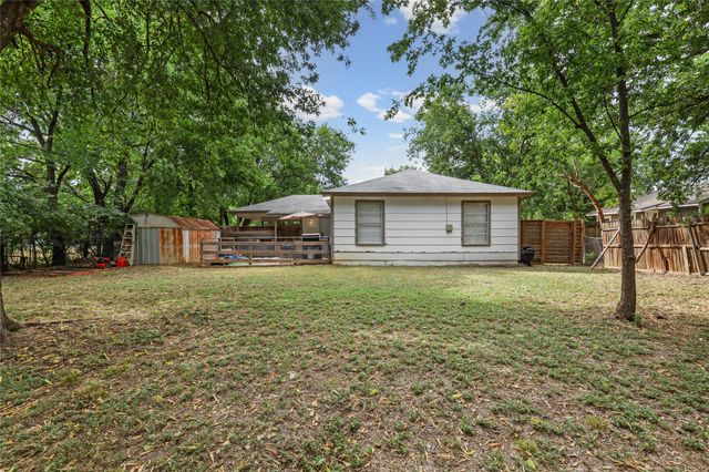 508 Batterson Street, Cleburne, TX 76031