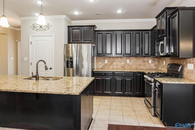 402 Mossyleaf Drive, Huntsville, AL 35824