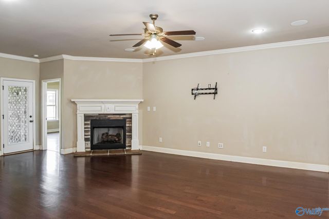 402 Mossyleaf Drive, Huntsville, AL 35824