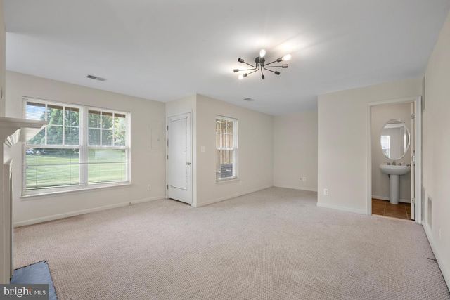 43229 BROXTON TER, Broadlands, VA 20148