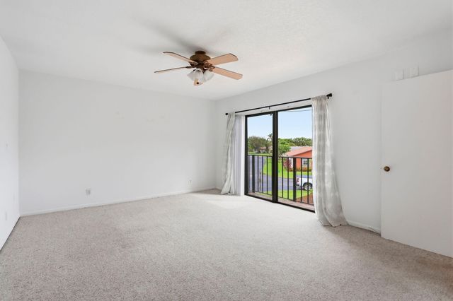 2625 SE 5TH Circle, Boynton Beach, FL 33435