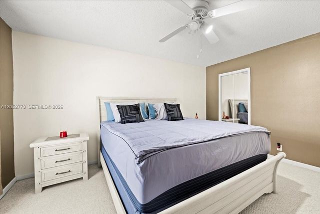 5850 NW 57th Avenue 7, Tamarac, FL 33319