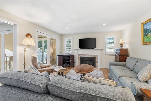 5 Niblick Way 5, North Reading, MA 01864