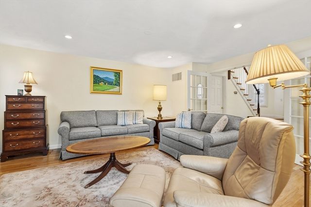 5 Niblick Way 5, North Reading, MA 01864