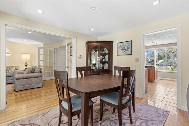 5 Niblick Way 5, North Reading, MA 01864