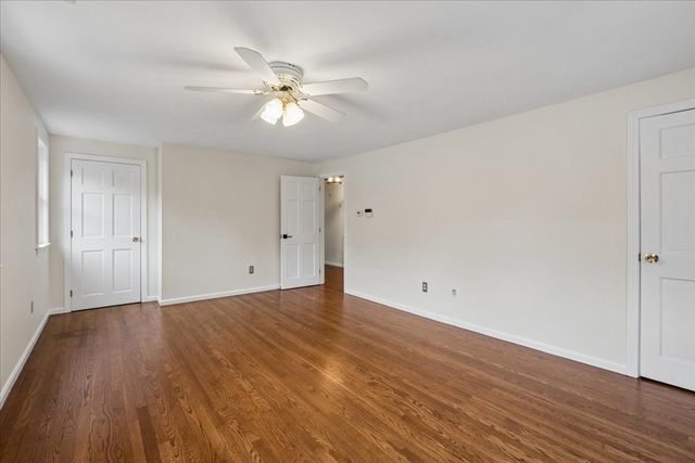 9 Robinhood Road, Tyngsborough, MA 01879