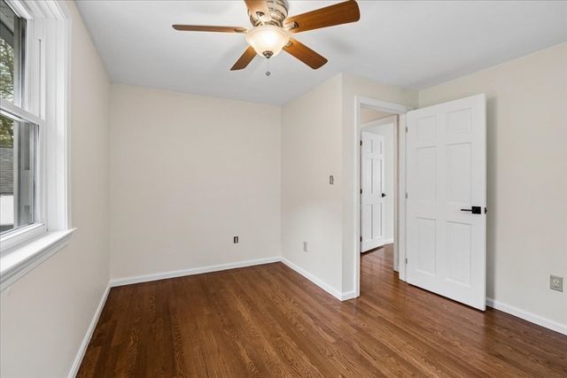 9 Robinhood Road, Tyngsborough, MA 01879