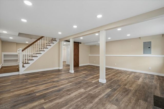 9 Robinhood Road, Tyngsborough, MA 01879