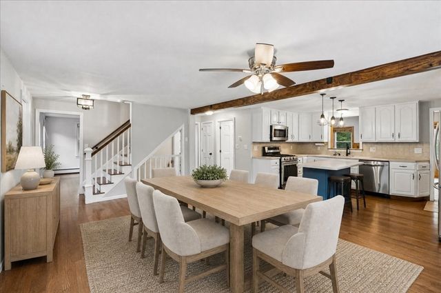 9 Robinhood Road, Tyngsborough, MA 01879
