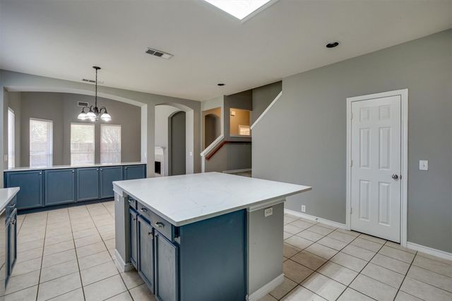 7657 Ravenhill Drive, Frisco, TX 75035