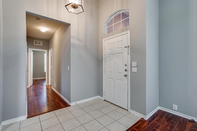 7657 Ravenhill Drive, Frisco, TX 75035