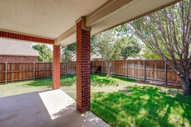 7657 Ravenhill Drive, Frisco, TX 75035