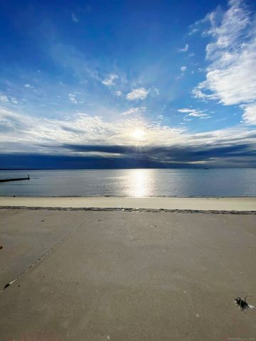 8 Cook Terrace, Westbrook, CT 06498