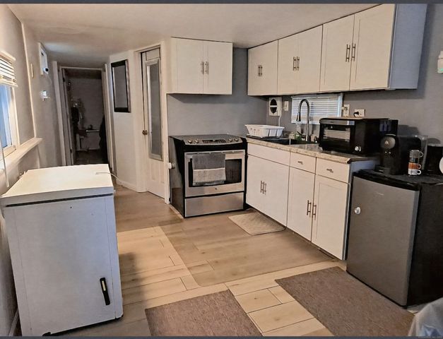 8 Cook Terrace, Westbrook, CT 06498