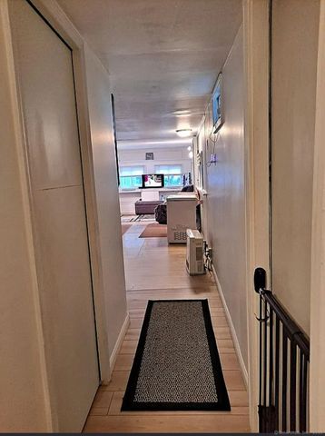 8 Cook Terrace, Westbrook, CT 06498