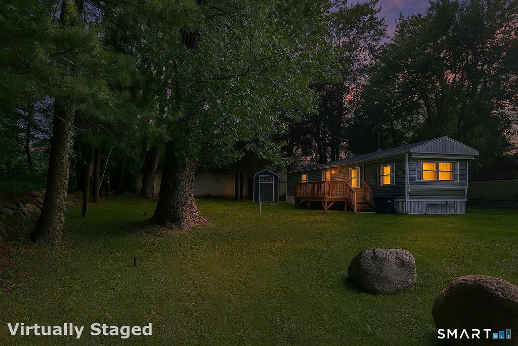 8 Cook Terrace, Westbrook, CT 06498