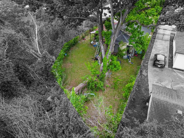 833 Booth Street, Houston, TX 77009