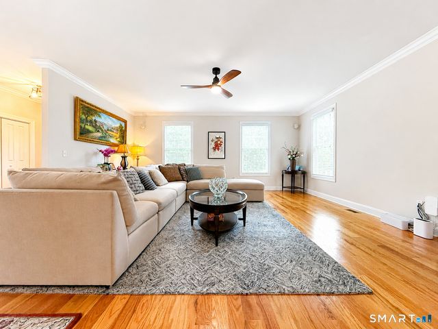 24 Warsaw Street, Fairfield, CT 06825